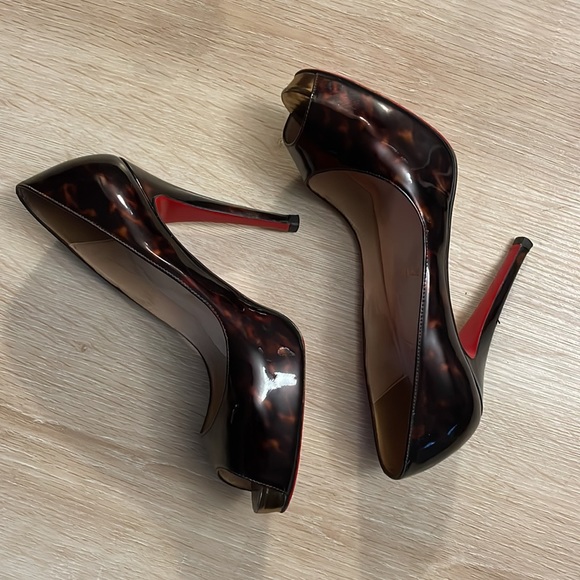 *Signed* Louboutin Very Prive 120MM Tortoise Patent - 37 - Picture 6 of 9